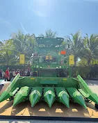John Deere Harvester W70